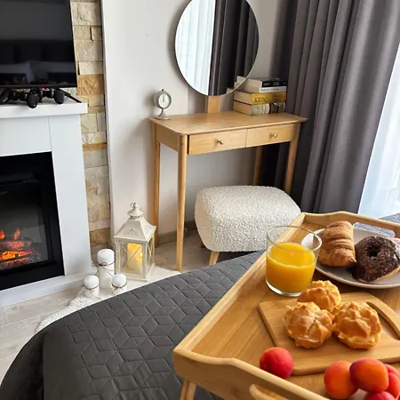 Milmari & Nlux 72a Lägenhet