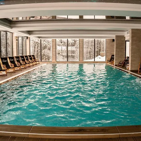 Milmari & Nlux 72a Lägenhet *