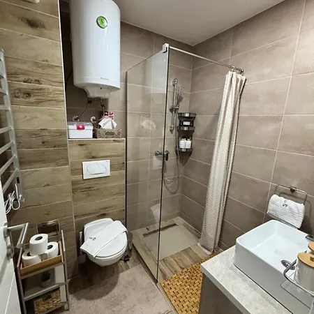 Milmari & Nlux 72a *