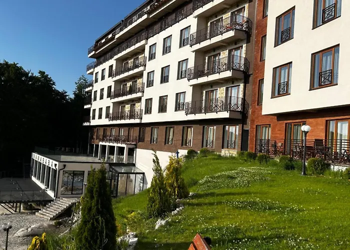 Milmari & Nlux 72a 公寓 *