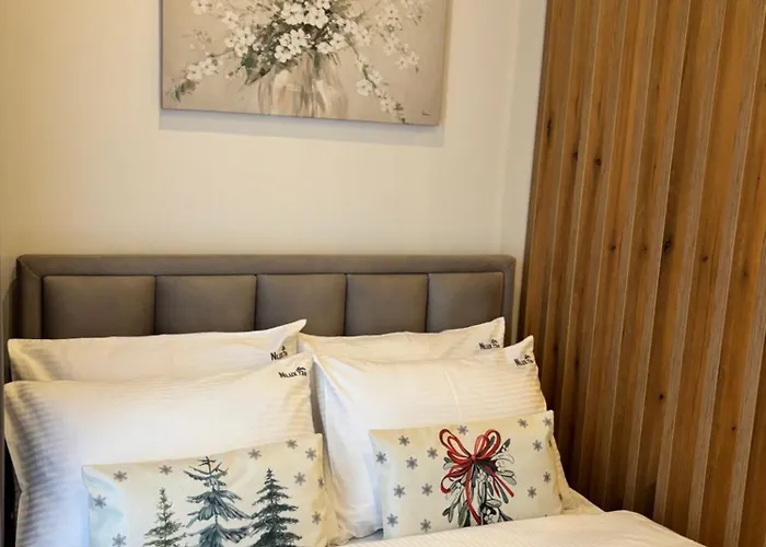 Milmari & Nlux 72a *